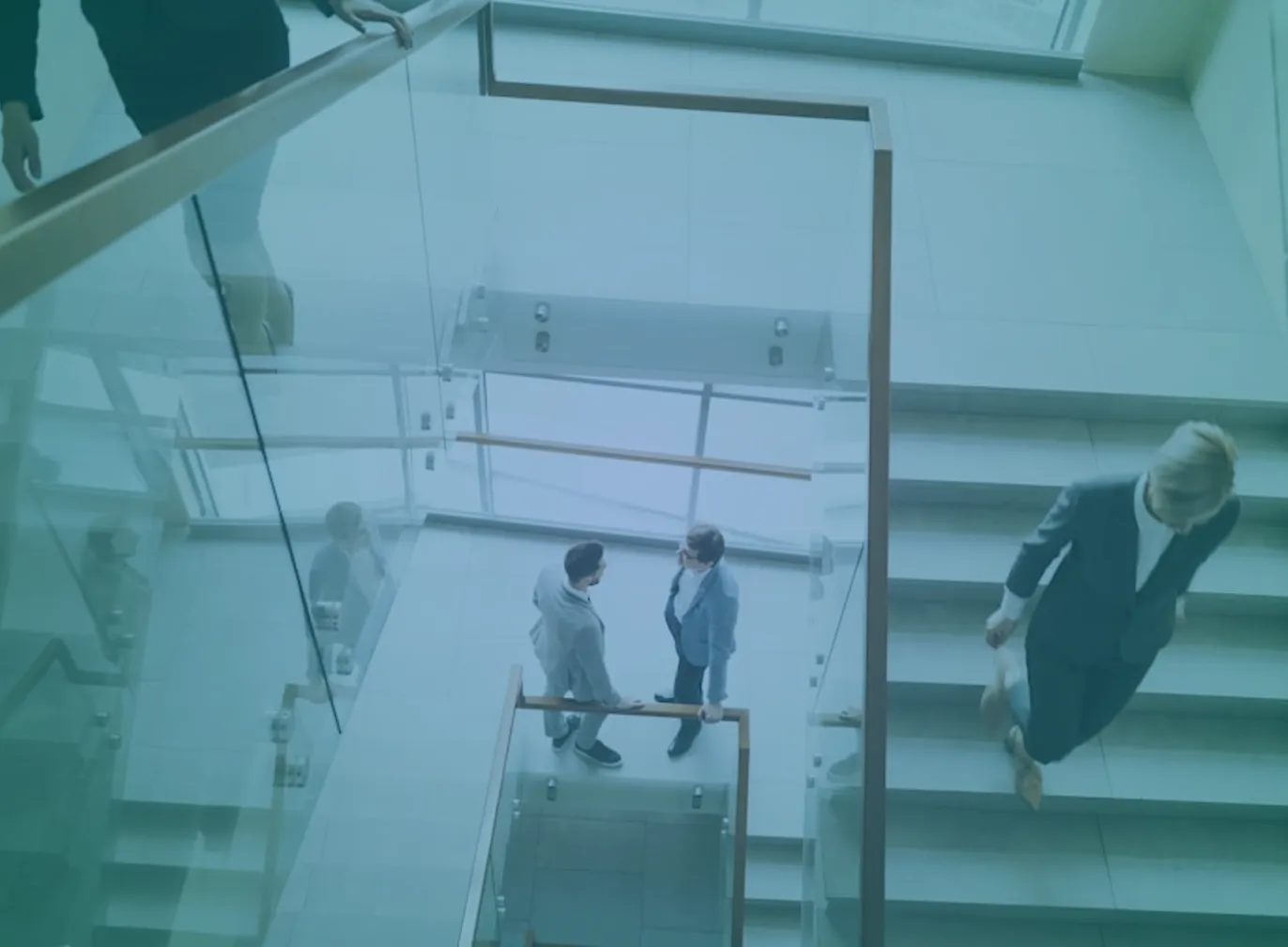 b2b-customer-experience-featured What Is B2B Customer Experience (and Why It’s Different From B2C)?