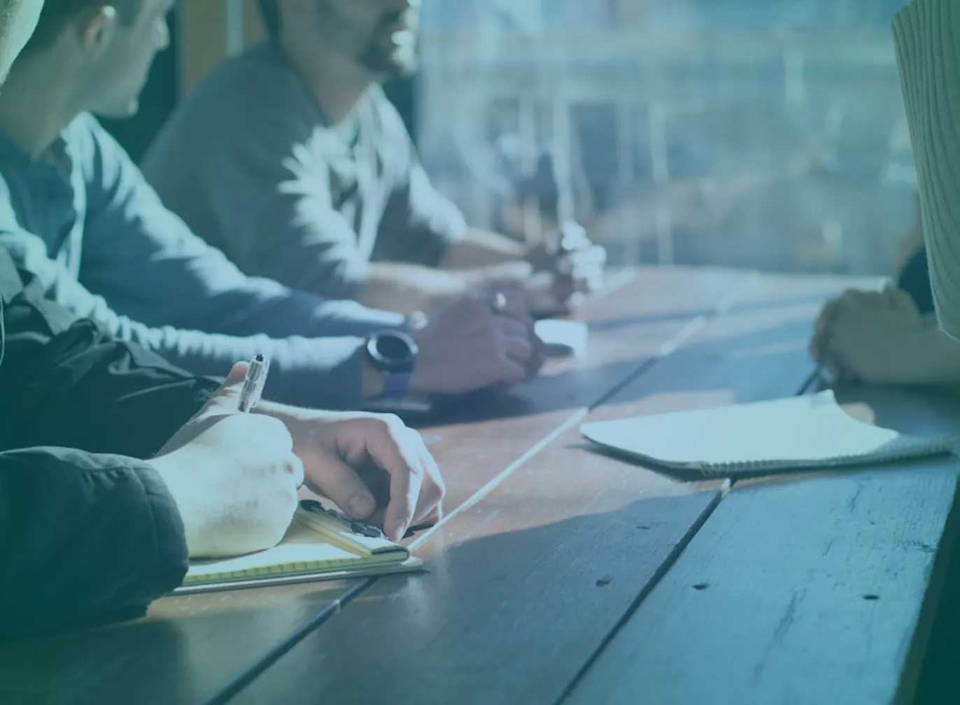 why-b2b-companies-grow-by-accident-featured